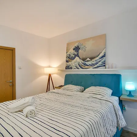 Urban Flat 4 Guests With Ac 아파트