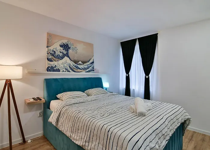 Urban Flat 4 Guests With Ac Warna