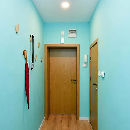 Апартаменти Urban Flat 4 Guests With Ac *